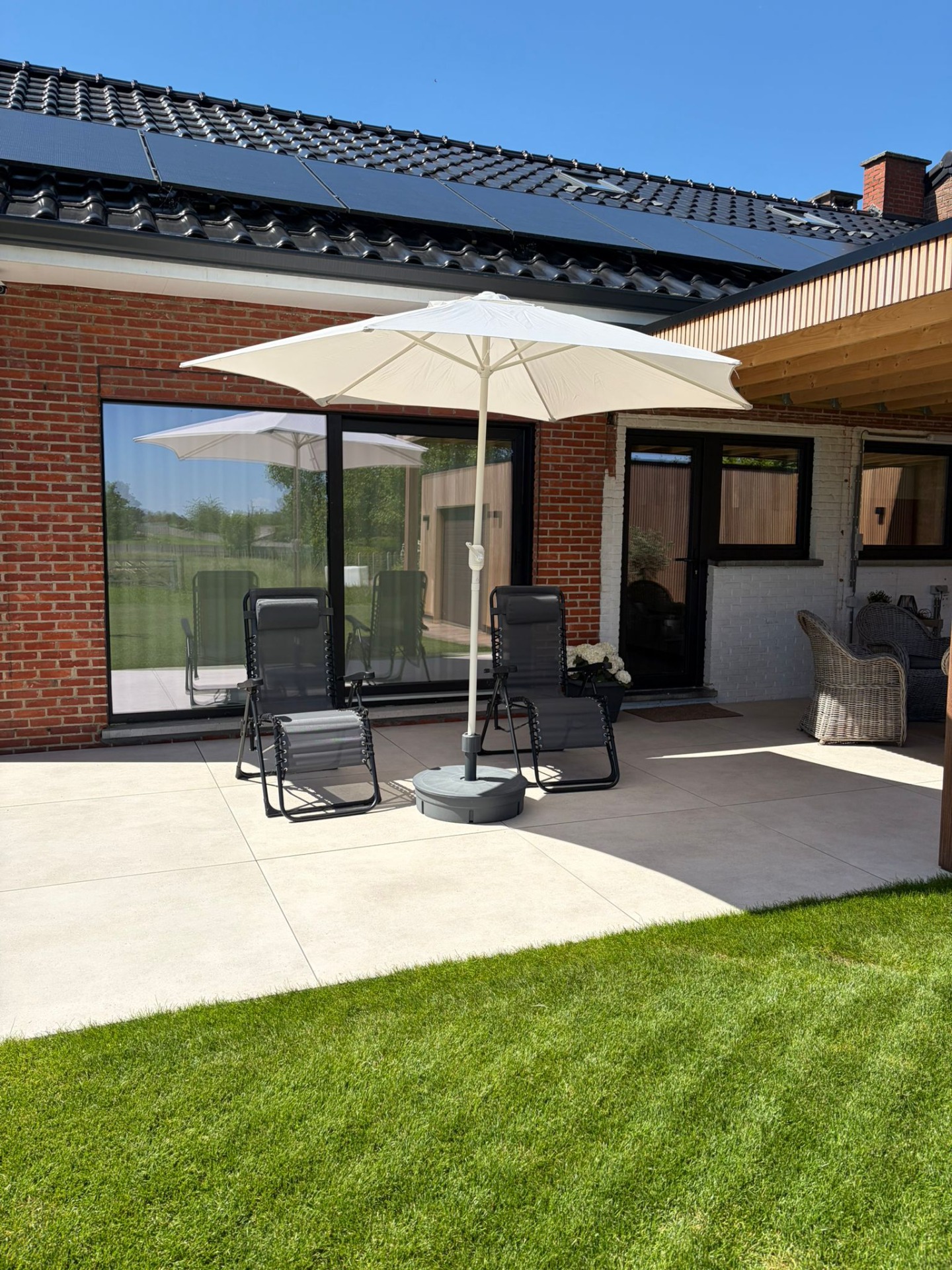 TERRAS ACHTER
